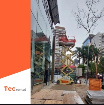 Plataforma de Elevação Tipo Tesoura